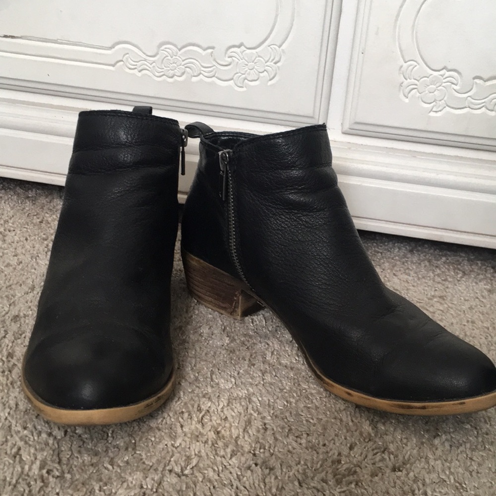 lucky brand booties